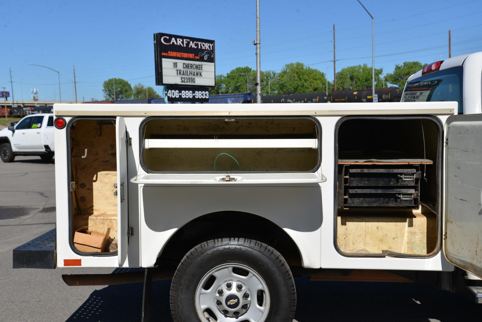 2015 White /Gray Chevrolet Silverado 2500HD Service Body Double Cab 4WD (1GB2KUEG6FZ) with an 6.0 Gasoline V8 engine, Automatic transmission, located at 4562 State Avenue, Billings, MT, 59101, (406) 896-9833, 45.769516, -108.526772 - 2015 Chevrolet Silverado 2500HD Double Cab 4WD Service Body - Montana one owner! Stock # - 23260 - Vin # - 1GB2KUEG6FZ114044 - 143,352 miles - Fibre Body Fiberglass service body 6.0L V8 OHV 16V FFV Gasoline Engine - 6-Speed Automatic Transmission - 4WD - 143,352 miles - One owner - Inspected a - Photo#14